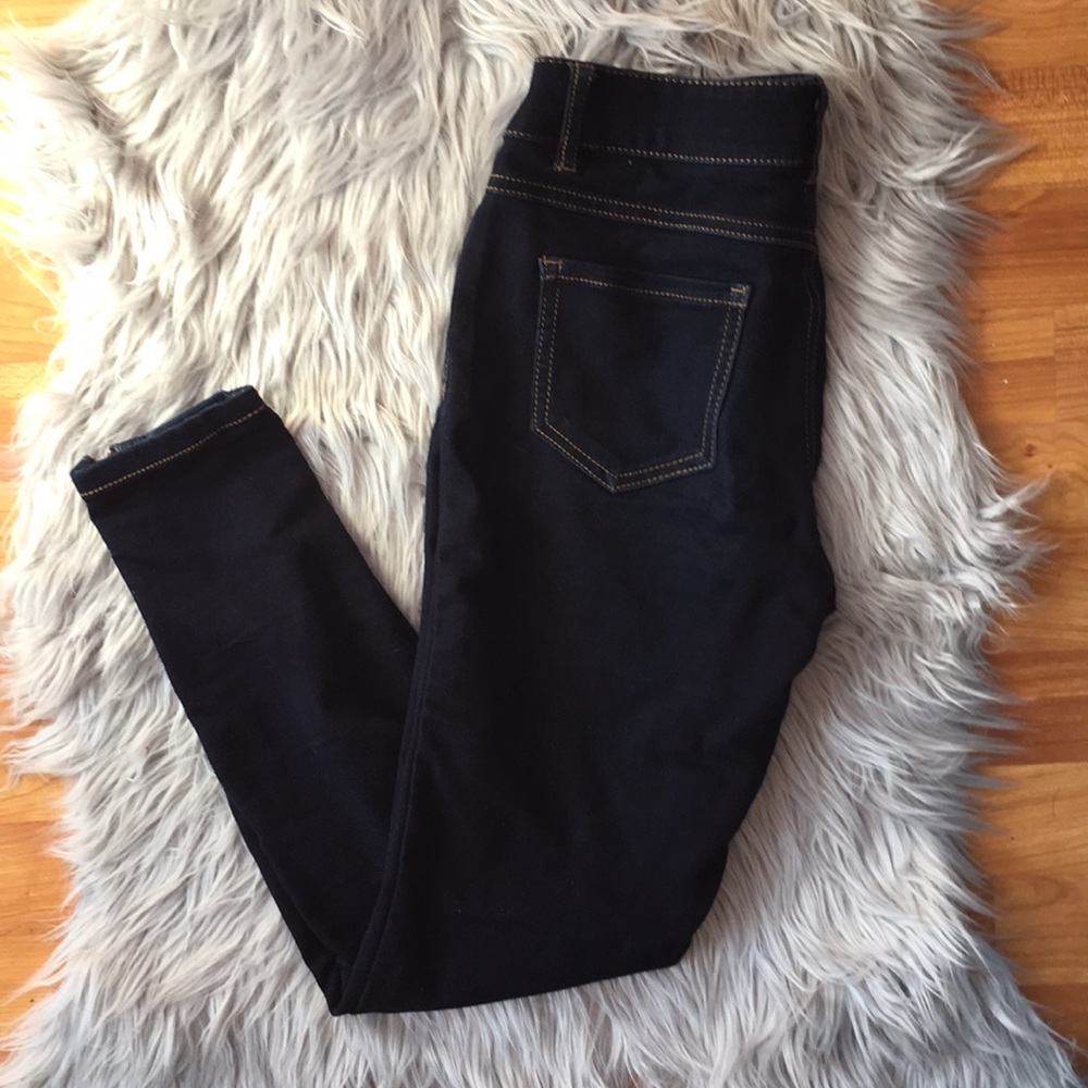 dark blue skinny jeans